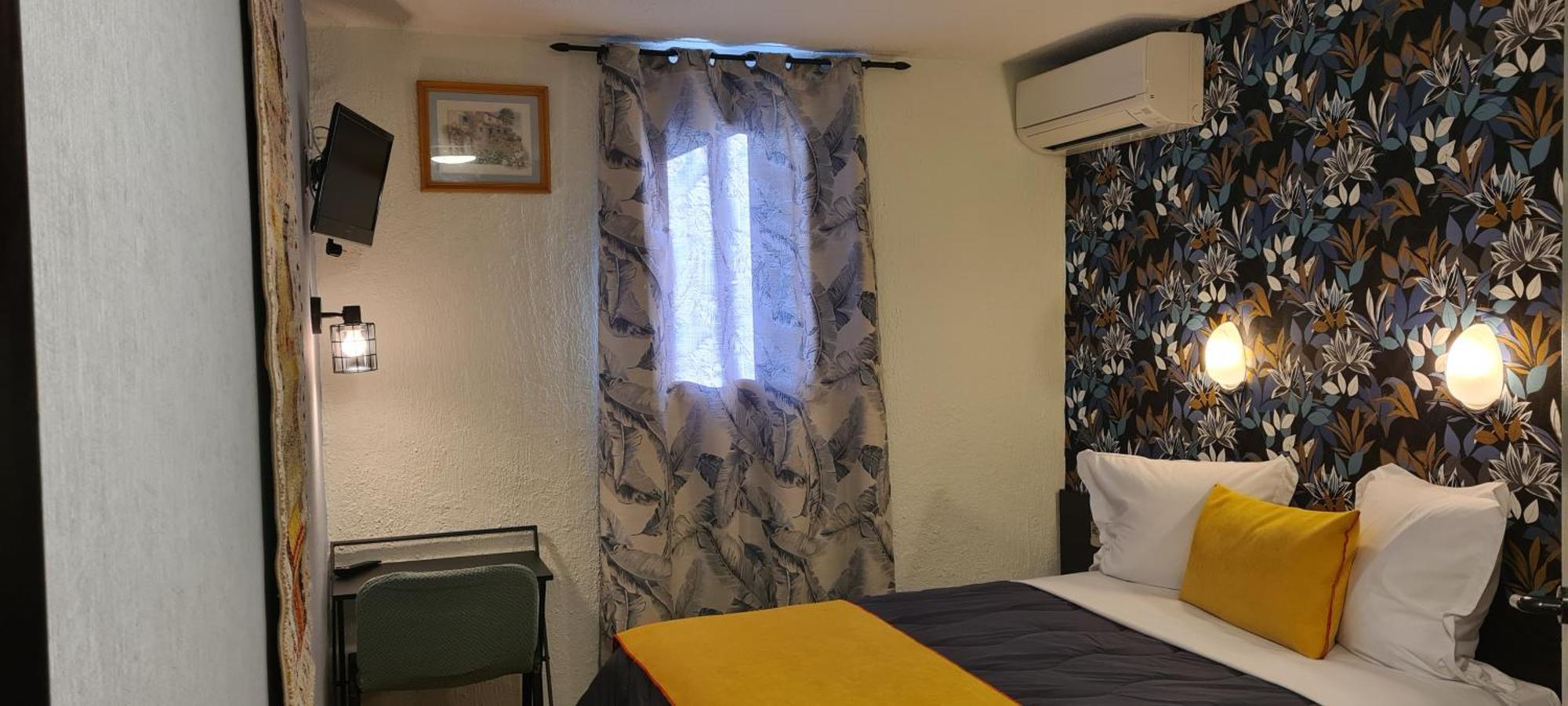 Hotel L'Etoile Aeroport - A61 Carcassonne Bagian luar foto